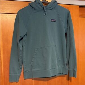 Patagonia Women’s Teal Pullover Hoodie